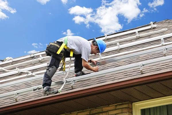 Ideal Roof Replacement Solutions for Old Homes